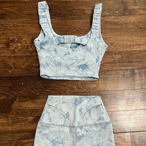 Workout Set  - Picture 4 of 6